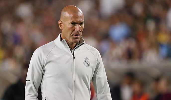 带队闷平皇家社会后,齐达内又惹出争议,"玄学光环"早已消失