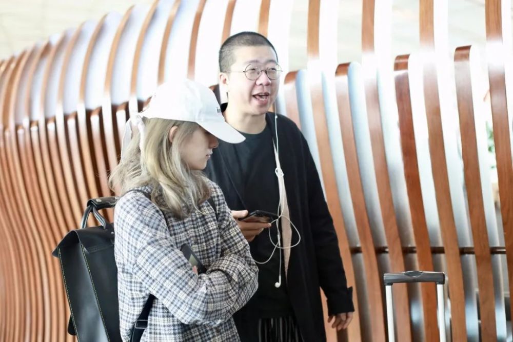 脱口秀|脱口秀演员用工荒，月收入只有几千，行业需要更多李诞