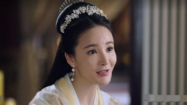 姬蘅戏份太多被diss,助理为刘雨欣喊冤,说来说去都是"脸"的祸_腾讯