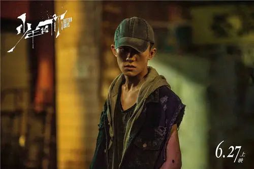 少年的你|易烊千玺新戏15秒预告，演技比《少年的你》还炸，网友已看哭