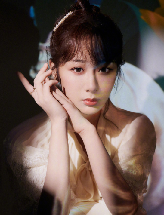金鹰女神|金鹰女神正式官宣，虞书欣赵露思都能入选，杨紫也太惨了！