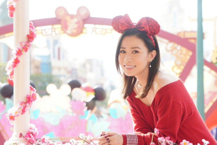佘诗曼|“端水大师”佘诗曼，TVB内斗的“幸存者”