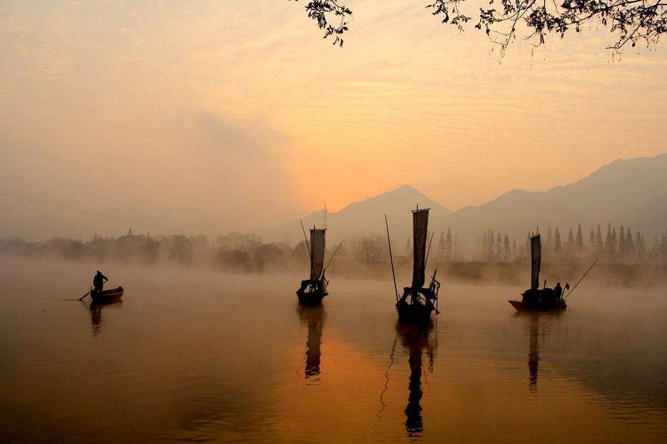 秦观|在追忆往昔中情感体验，秦观将心路历程写进词中，读来哀婉动人