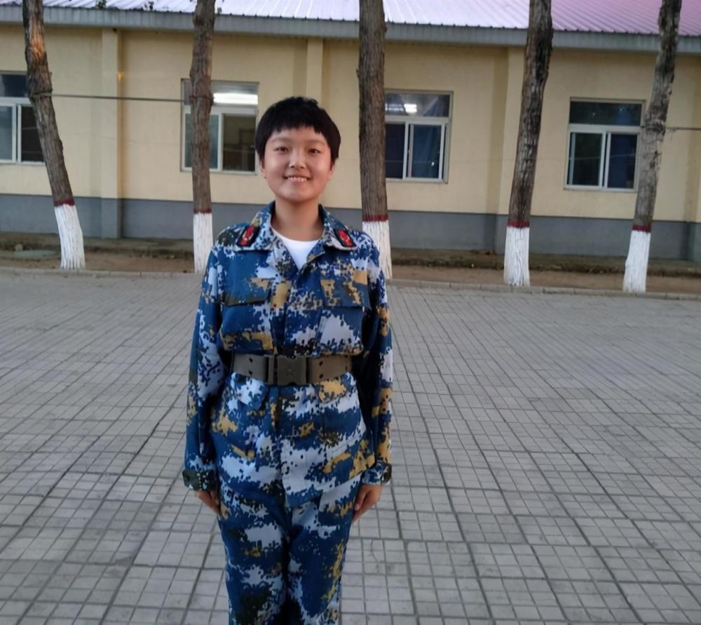 王心仪|手执书卷心向戎装！考上北大 “感恩贫穷”的女孩参军了！