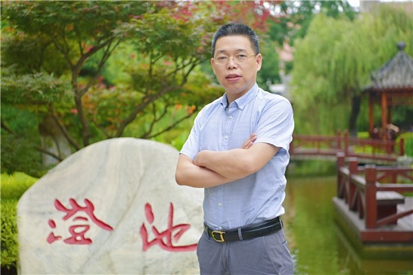 名师简介:喻建军,长沙市长郡中学化学高级教师,中国化学会会员,湖南