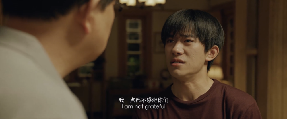 易烊千玺|15秒！易烊千玺把癌症患者嘴里溃疡的感觉都演出来了