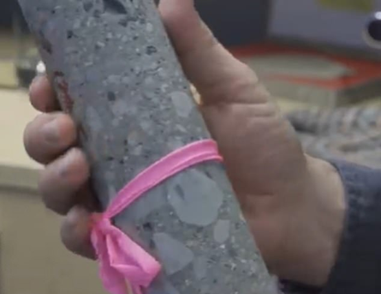 陨石坑|澳大利亚的黄金矿工们发现巨大陨石坑！撞击时间可能距今1亿年