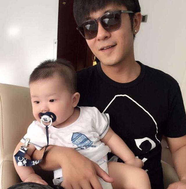 有种遗传叫林雨申儿子笑容温暖人心未来的霸道总裁诞生