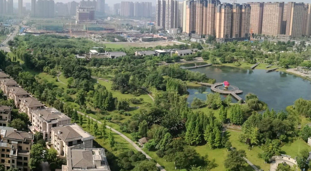 四川|从地理位置、经济角度来讲，中国最好的城市是哪一座？