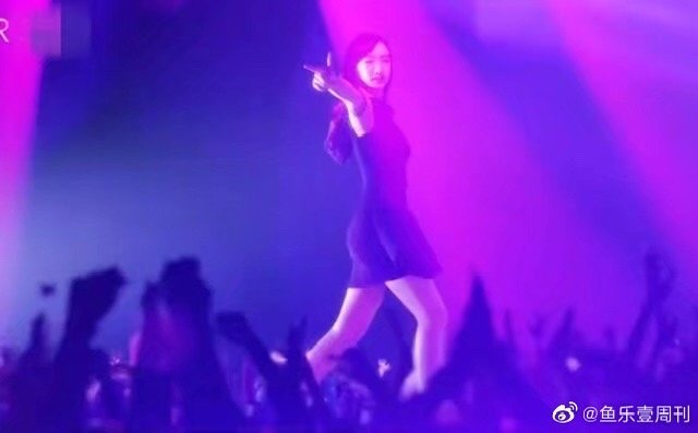 许俏妞|祖传资源？小S女儿许曦文接班妈妈13年代言，被嘲成功全靠妈