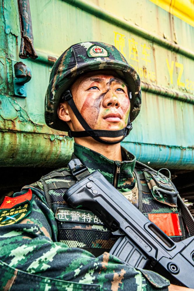 近观魔鬼周特战尖兵试比高