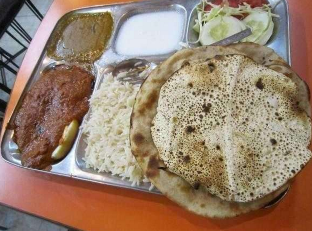 中印边境士兵伙食对比:印军天天吃咖喱,我军的伙食让人流口水