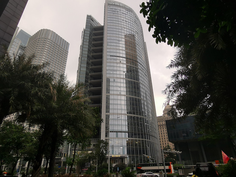 另一名广州博馨的业务员告诉南方周末记者,"公司破产了,现在业主,租客