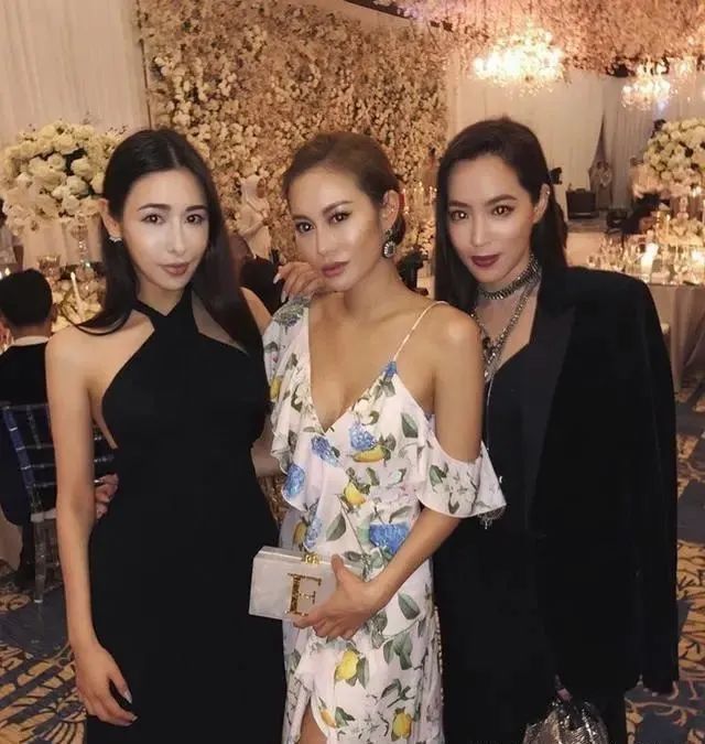 寰亚|港版卡戴珊家族？活在娱乐版的寰亚三姐妹