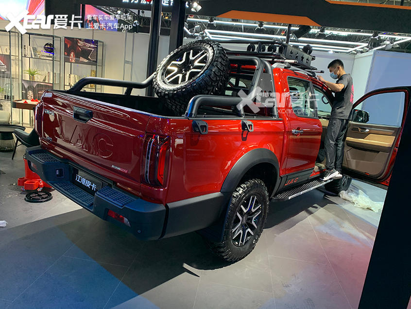 车展|北京车展探馆：江淮高端皮卡帅铃T9实车