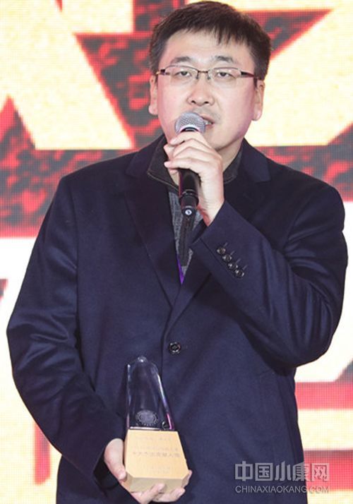 池建新|【小康人物】池建新：在良心行当里为精神护航