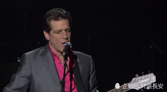 也许像glenn frey,所说的一样,我们从没解散只是休息了十四年.