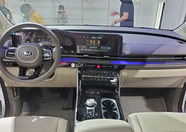 别克gl8|北京车展，这代起亚嘉华会是别克GL8对手吗？