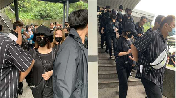 骨灰盒|小鬼遗体火化完毕，父亲护送骨灰盒花葬阳明山，杨丞琳等好友一路陪同