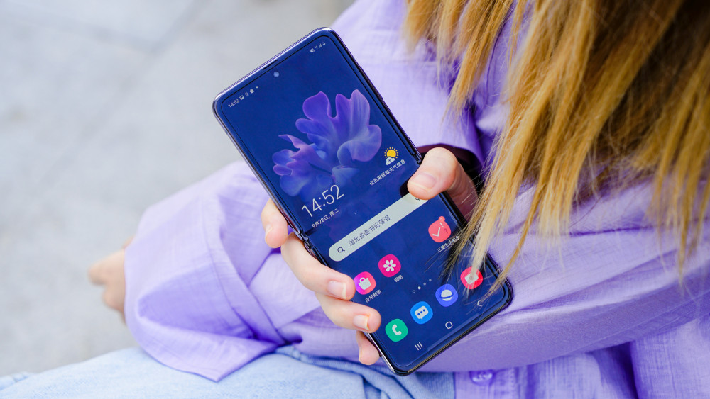 三星galaxy z flip 5g上手图赏_腾讯新闻