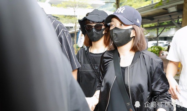 黄鸿升|小鬼即将火化，前女友现女友手牵手送别，60岁的父亲更是情绪崩溃