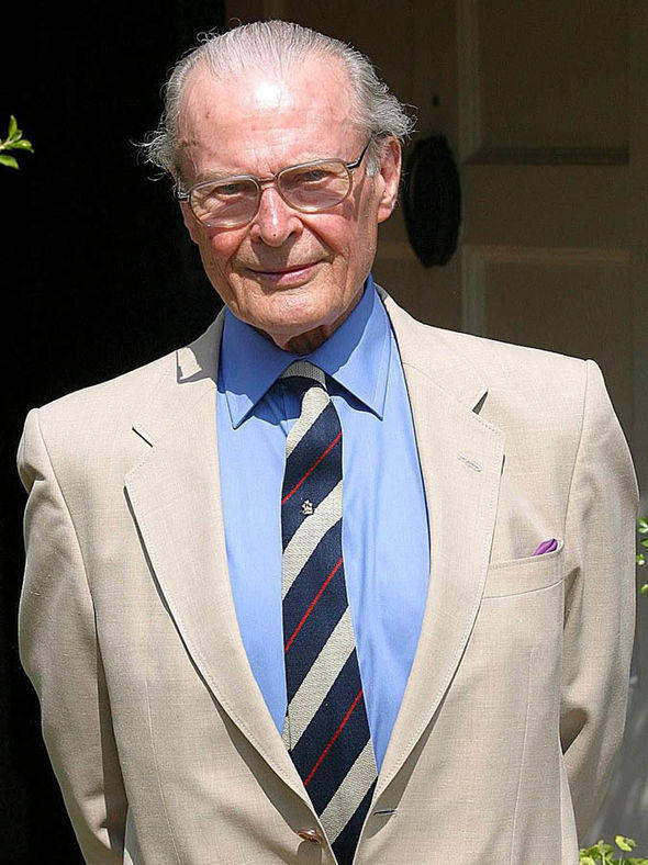 巴瑟斯特八世|英国美貌模特嫁给豪门英俊伯爵，继承3亿遗产全送给男玩伴？！