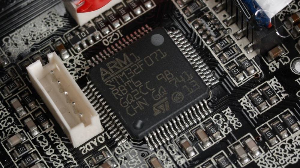 华为mate40pro曝光新技术:麒麟9000或整合双5纳米芯片