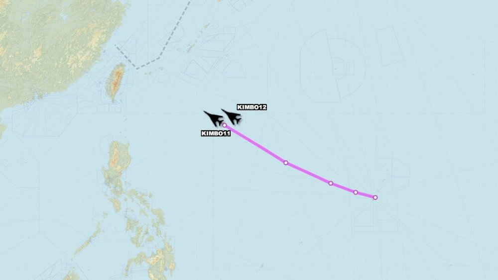 "飞机守望"发布的b-1b航迹