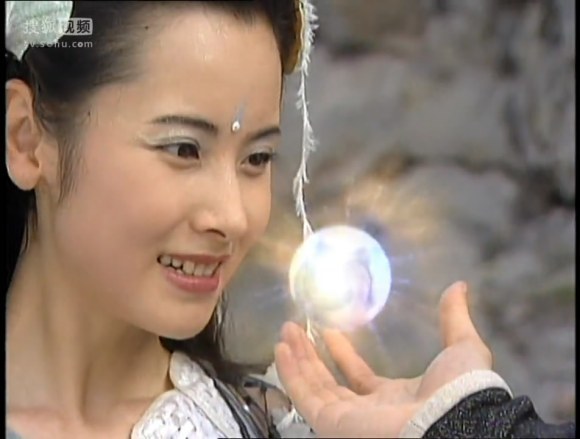 杨明娜拍戏收获小3岁姐弟恋老公初见她又黑又瘦误当助理