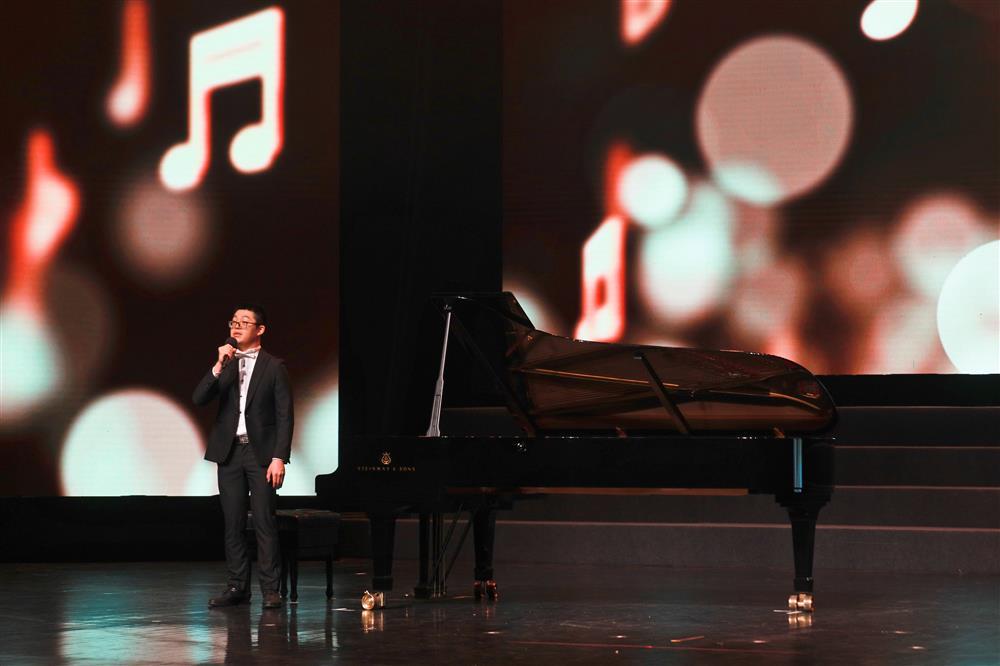 上海国际|丁建华印海蓉龚天鹏，文艺名家带你“漫步”静安学“四史”