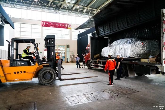 车展|2020北京车展探馆报道！热门新车抢先看