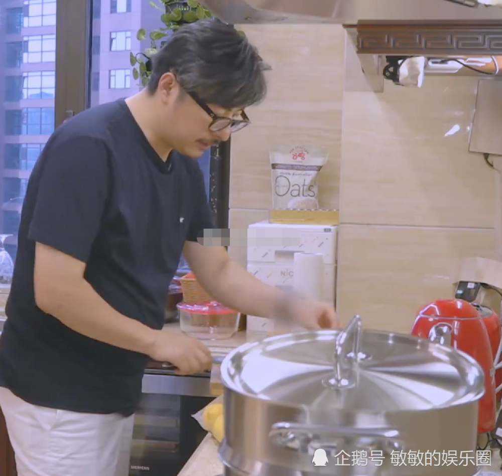 李湘|李湘自曝北京房产数不清，难怪王岳伦从大导演变“家庭妇男”，甘愿包揽家务