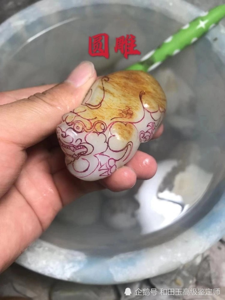 雕刻|和田玉雕刻艺术，这几种最常见的雕刻技法，惊艳到我了