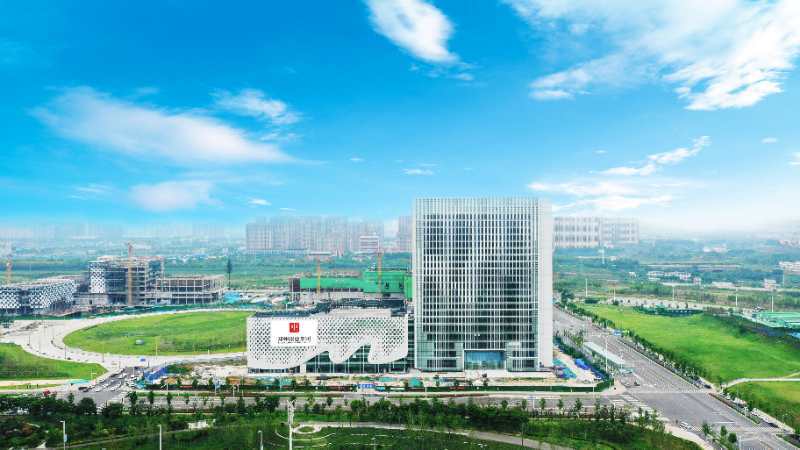 郑州报业大厦位于郑州ccd区域现代传媒中心,由上海同济大学建筑设计