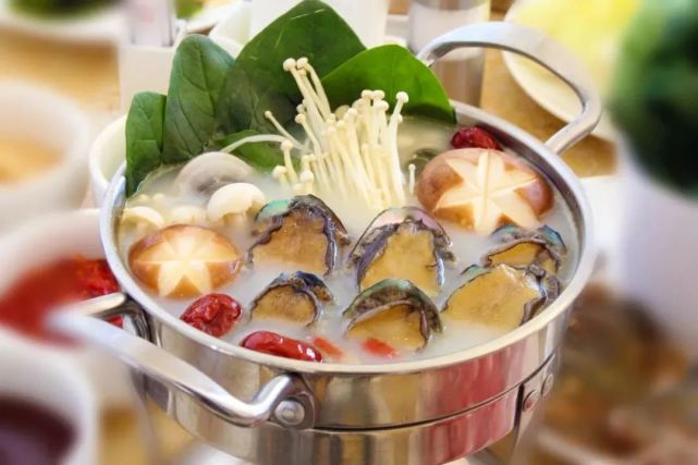 吃出新鲜感——自助小火锅带你探索美食新天地