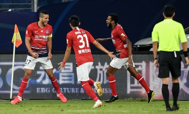 中超"巨人杀手"疯狂追击:8分钟2球打懵永昌