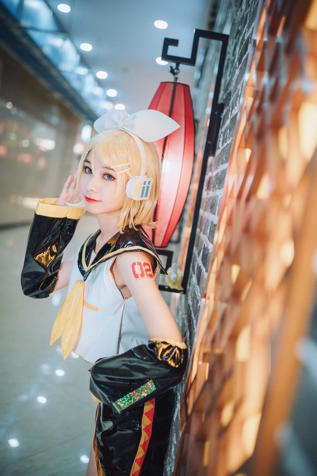 镜音双子 漫展场照cosplay