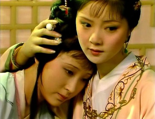 林黛玉|红楼梦第45回，你细细品味，那是宝黛钗三人的精彩华章