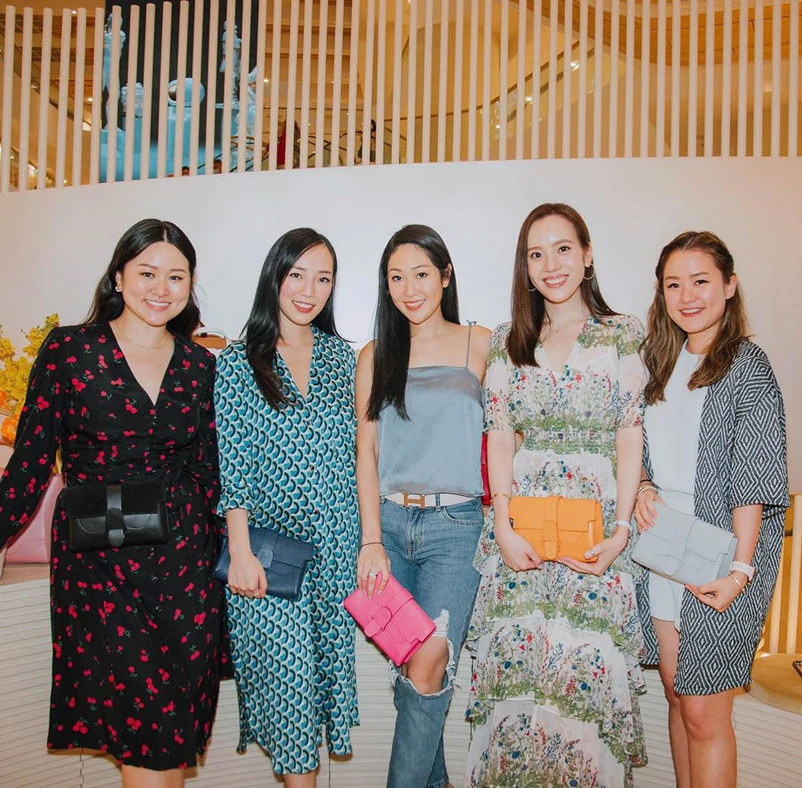 霍启刚|霍启刚堂妹霍咏诗晒孕肚照宣布怀孕，法律博士出身颜值不输女明星