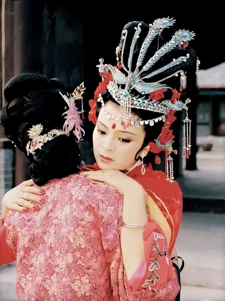 红楼梦:探春和赵姨娘,骨子里是一样的人