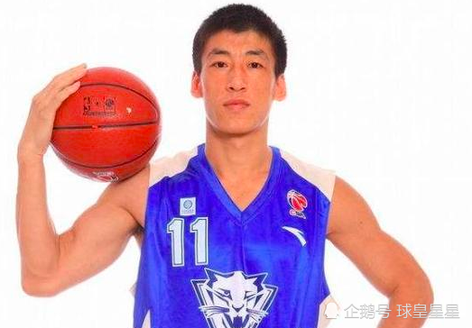 职业生涯场均112分路人王霸主王晶为何在30岁时就离开了cba