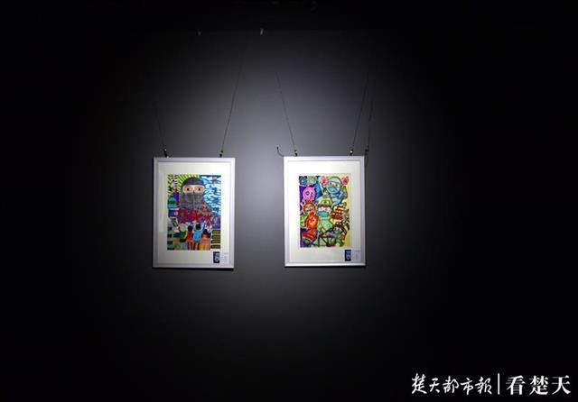 卓尔书店|“我是健康小卫土——战胜疫情拥抱希望”少儿书画作品展开展