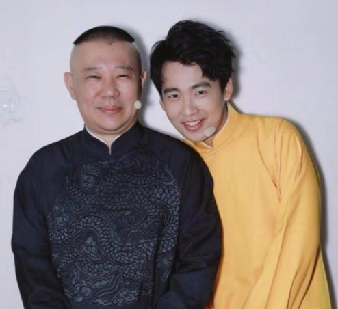 郭麒麟|郭麒麟：开400万跑车，凭一己之力养活德云社？