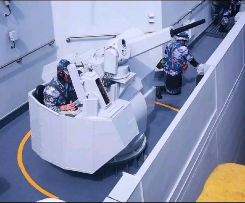 世界最小武库舰俄新型护卫舰满排2100吨火力直逼四千吨级054a