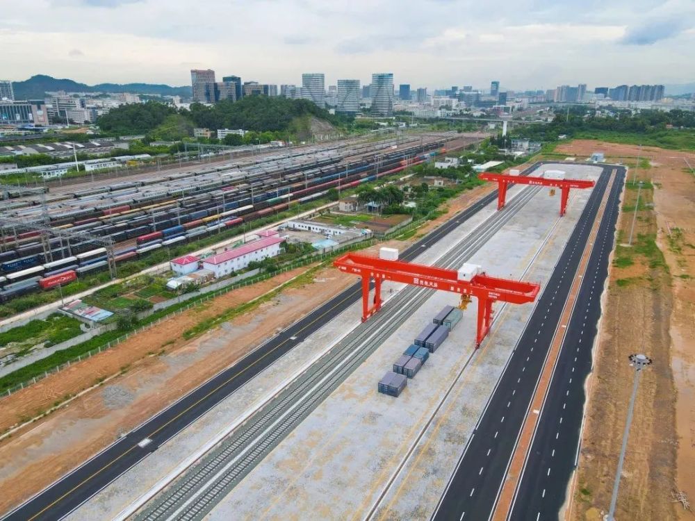 大湾区唯一国家级综合物流枢纽来了深圳平湖南铁路货场一期建成投产