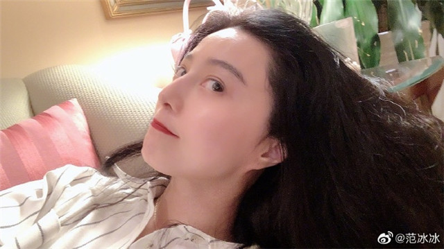 范冰冰|范冰冰晒自拍秀出精灵耳，曾凭借此特征否认和刘国梁亲密照绯闻