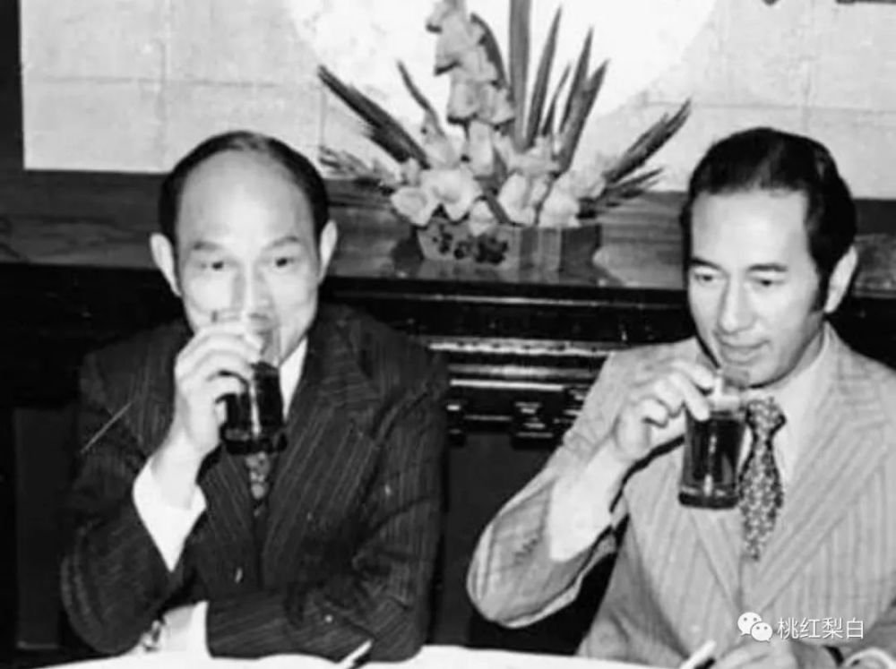 吕燕妮|全香港富豪原配太太里，凭啥她是命最好的那一个？