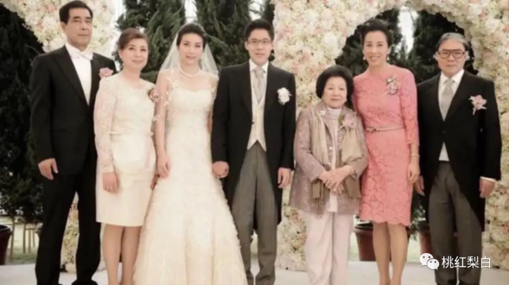 吕燕妮|全香港富豪原配太太里，凭啥她是命最好的那一个？