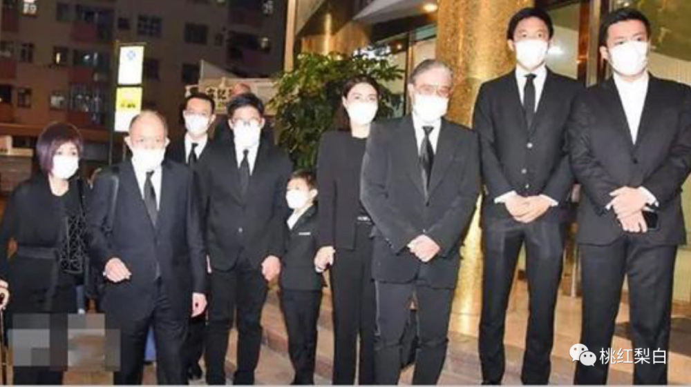 吕燕妮|全香港富豪原配太太里，凭啥她是命最好的那一个？