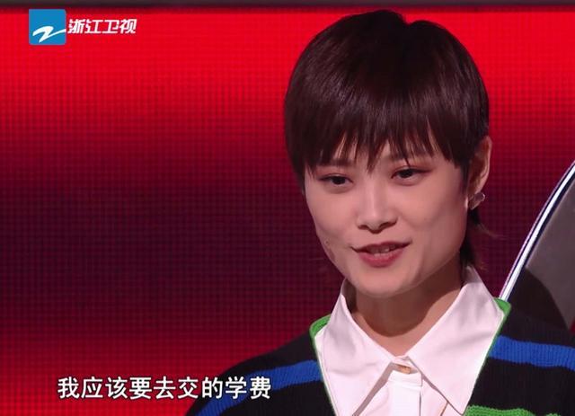 李宇春|《好声音》李宇春关键时刻出现口误，全程都很紧张，李健暖心安慰
